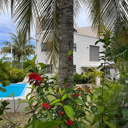 Cosy 2 Bedrooms Apts In Pereybere -Seasons Break Apartment Pereybere Beach Buitenkant foto