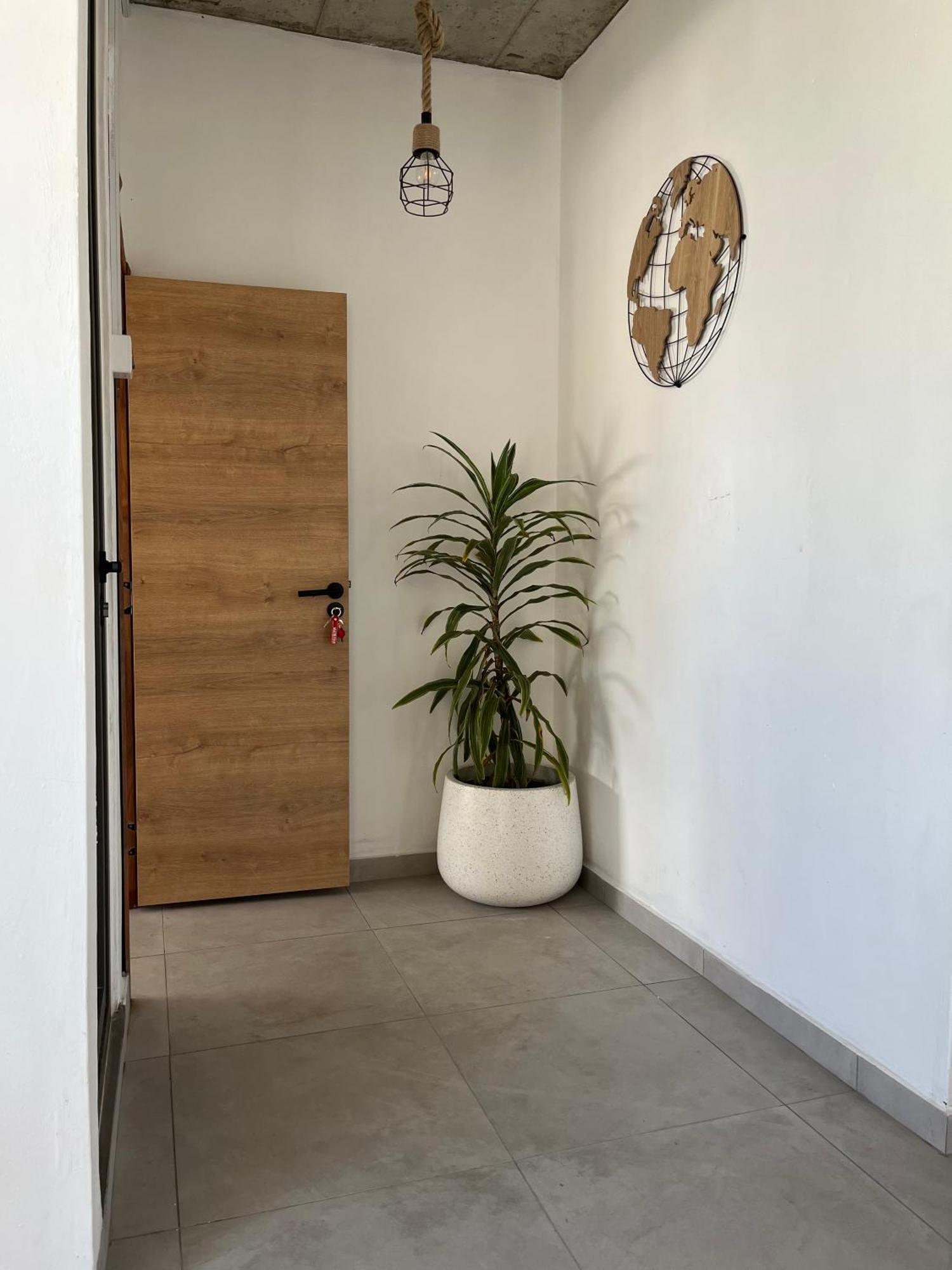 Cosy 2 Bedrooms Apts In Pereybere -Seasons Break Apartment Pereybere Beach Buitenkant foto