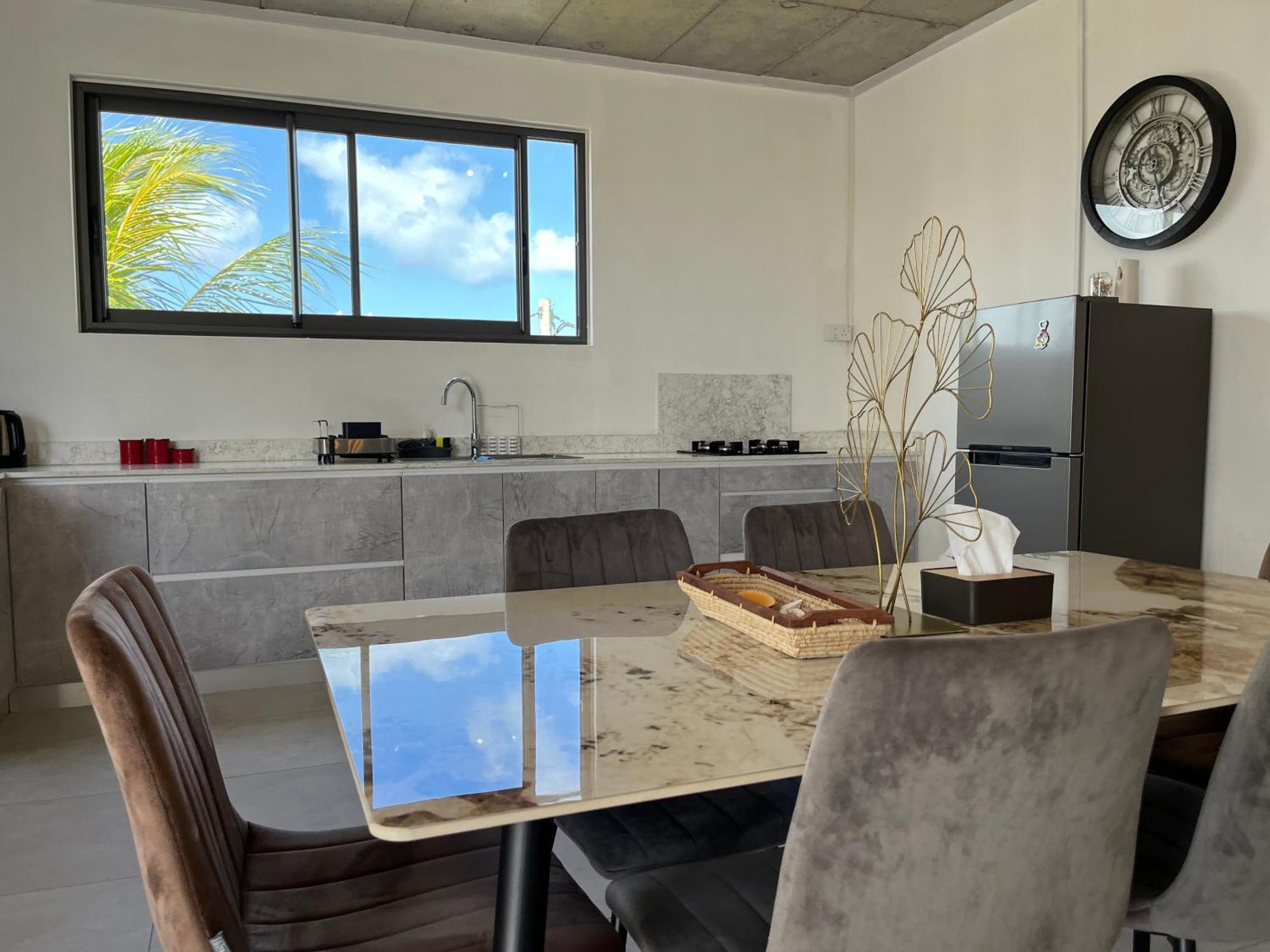 Cosy 2 Bedrooms Apts In Pereybere -Seasons Break Apartment Pereybere Beach Buitenkant foto